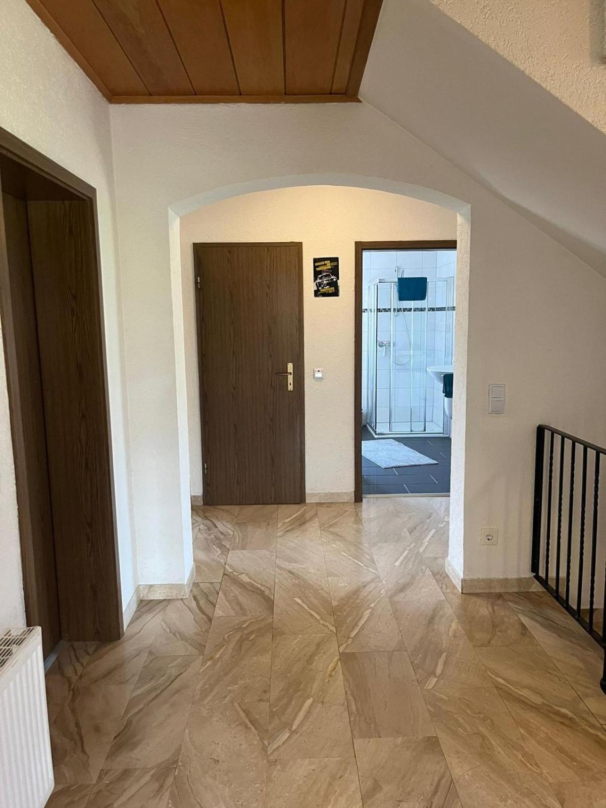 Fewo Hoheeifel, 1 Haus Mit 2 Apartments 5 Schlafzimmer In Kelberg Naehe Nuerburgring Szoba fotó